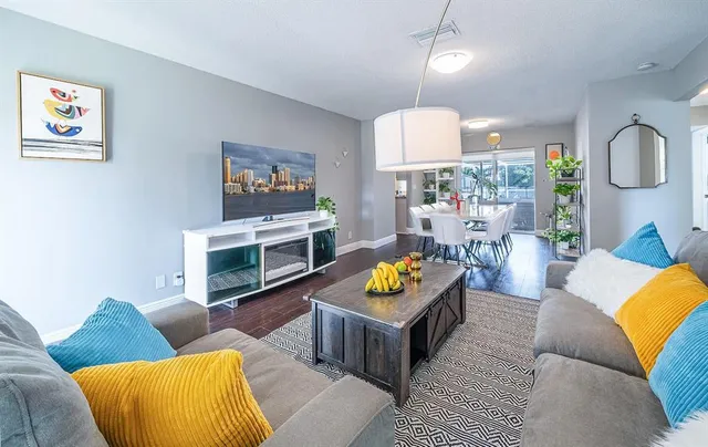 $4,995 | 2101 North 52nd Avenue, Hollywood, FL 33021