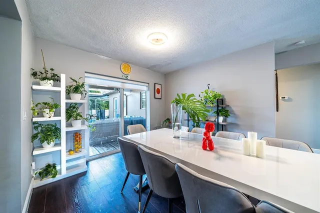 $4,995 | 2101 North 52nd Avenue, Hollywood, FL 33021