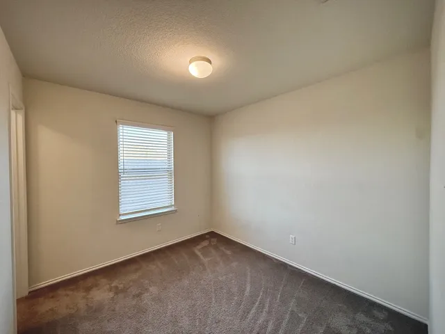 $2,195 | 249 La Dera Drive, Liberty Hill, TX 78642