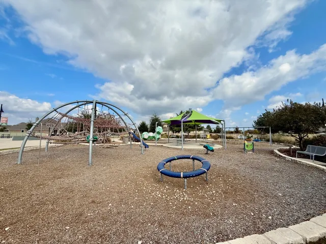 $2,195 | 249 La Dera Drive, Liberty Hill, TX 78642