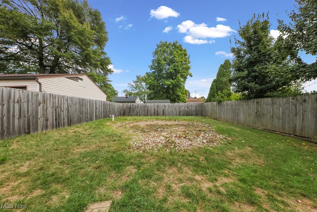 547 Lansing Road Akron, OH 44312 - Photo 46 of 50 View of fenced backyard