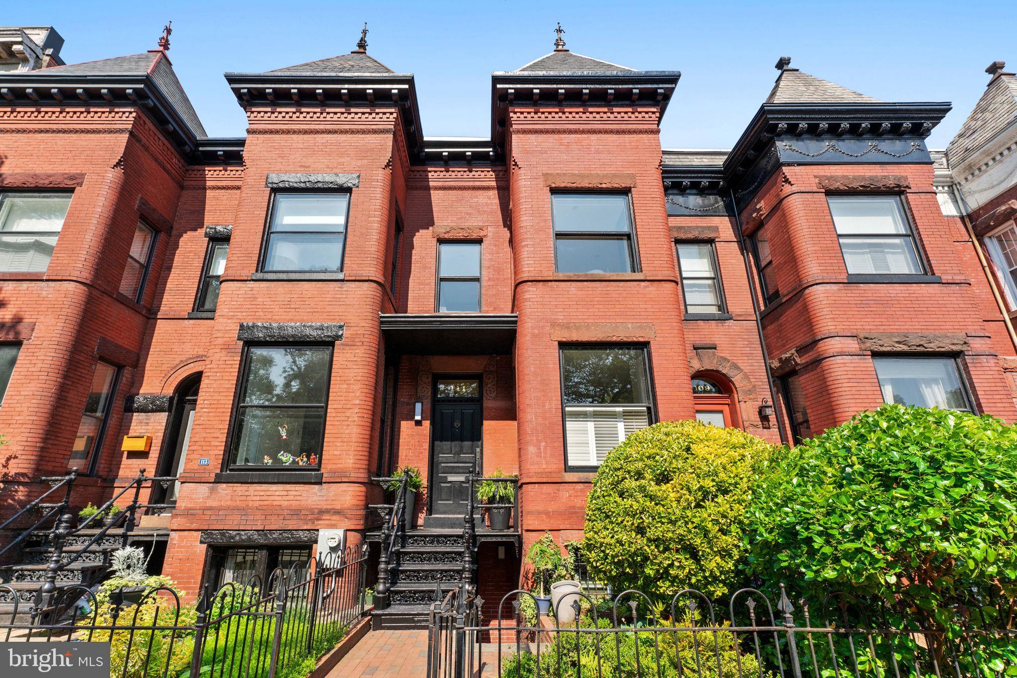 111 8th Street Southeast Washington, DC 20003 - Photo 2 of 47