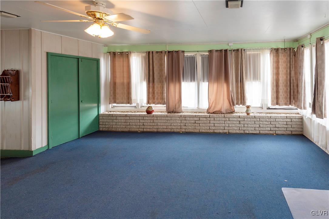212 West Side Road Lehighton, PA 18235 - Photo 6 of 25 Sunroom- 3 seasons, with heat could be year round!