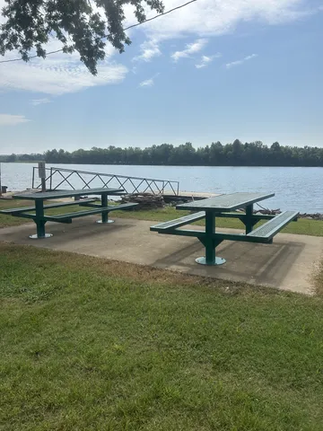 $149,900 | 155 Lakeshore Drive, Sugar Tree, TN 38380