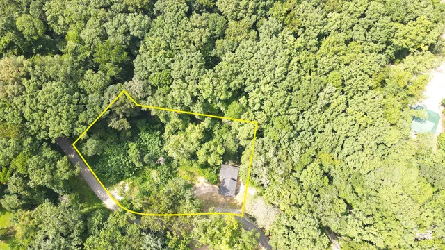 $149,900 | 155 Lakeshore Drive, Sugar Tree, TN 38380