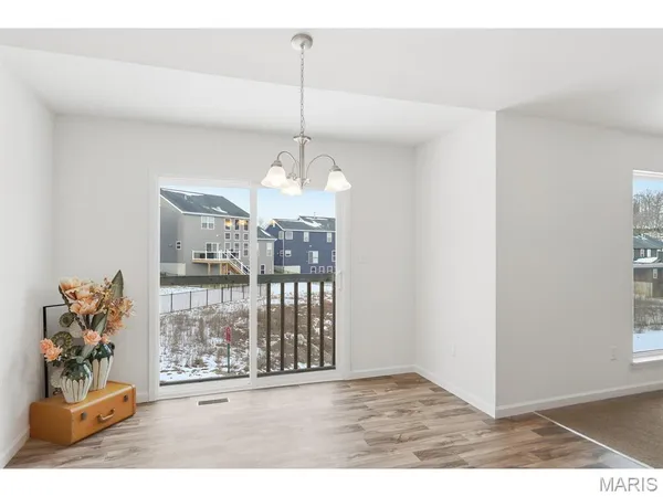 $449,000 | 689 Fox Creek Drive, Fenton, MO 63026