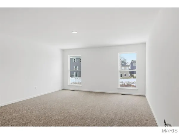 $449,000 | 689 Fox Creek Drive, Fenton, MO 63026