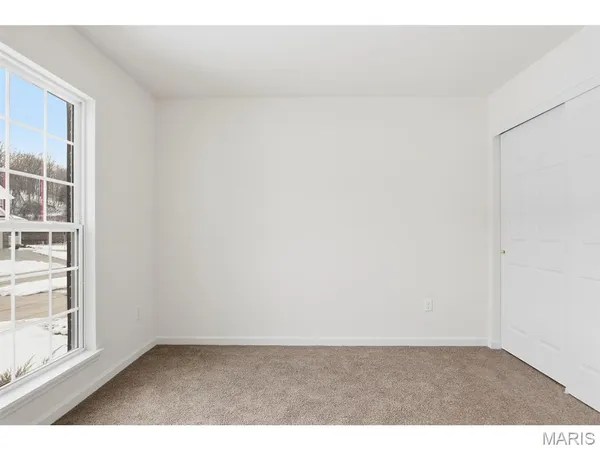 $449,000 | 689 Fox Creek Drive, Fenton, MO 63026