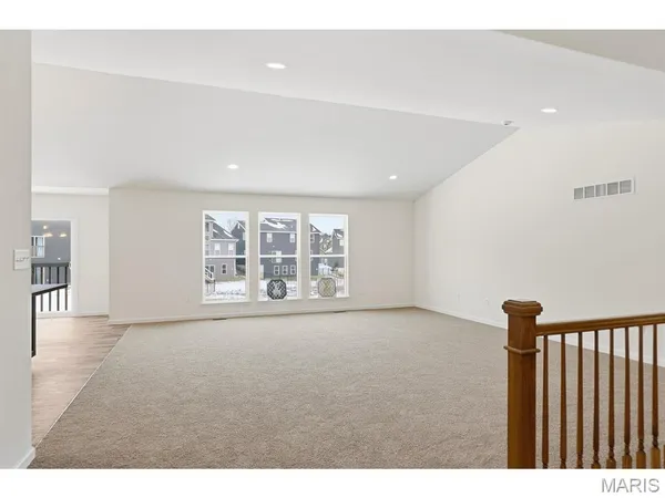 $449,000 | 689 Fox Creek Drive, Fenton, MO 63026