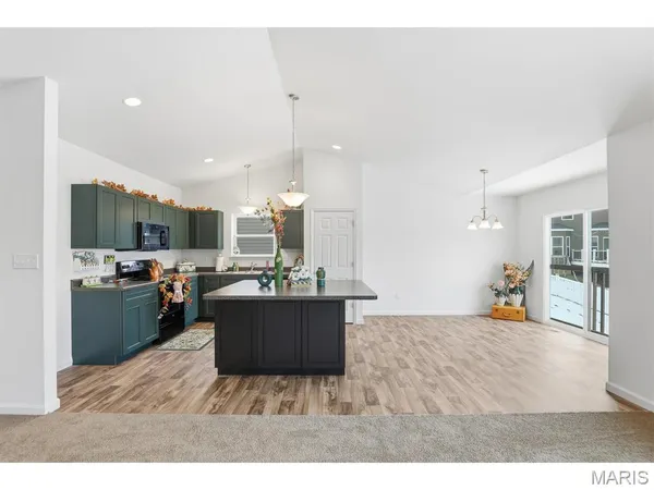 $449,000 | 689 Fox Creek Drive, Fenton, MO 63026