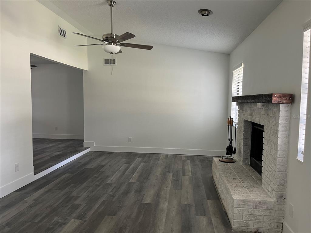 4036 Bibb Lane Orlando, FL 32817 - Photo 5 of 24