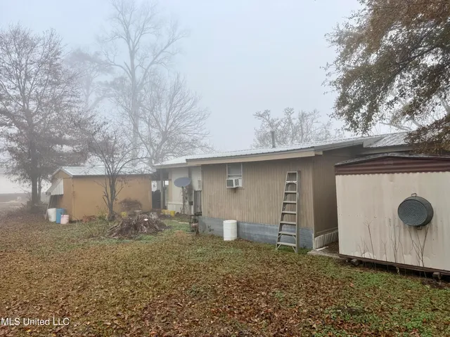 $60,000 | 979 Bear Lake Road East, Tallulah, LA 71282