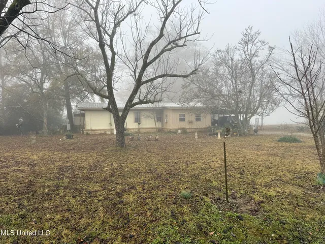 $60,000 | 979 Bear Lake Road East, Tallulah, LA 71282