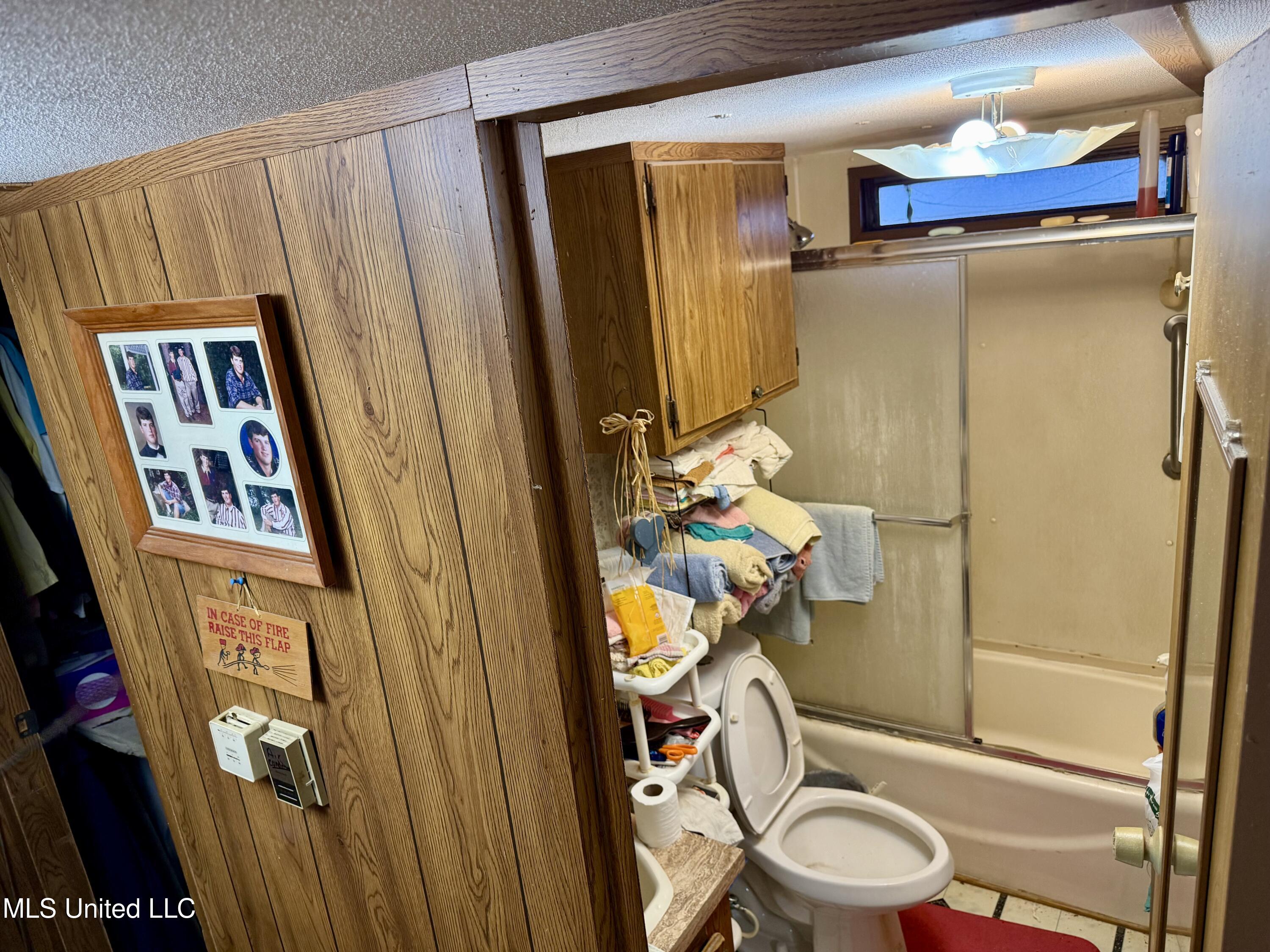 979 Bear Lake Road East Tallulah, LA 71282 - Photo 7 of 16 Photo Dec 24 2025, 7 38 25 AM