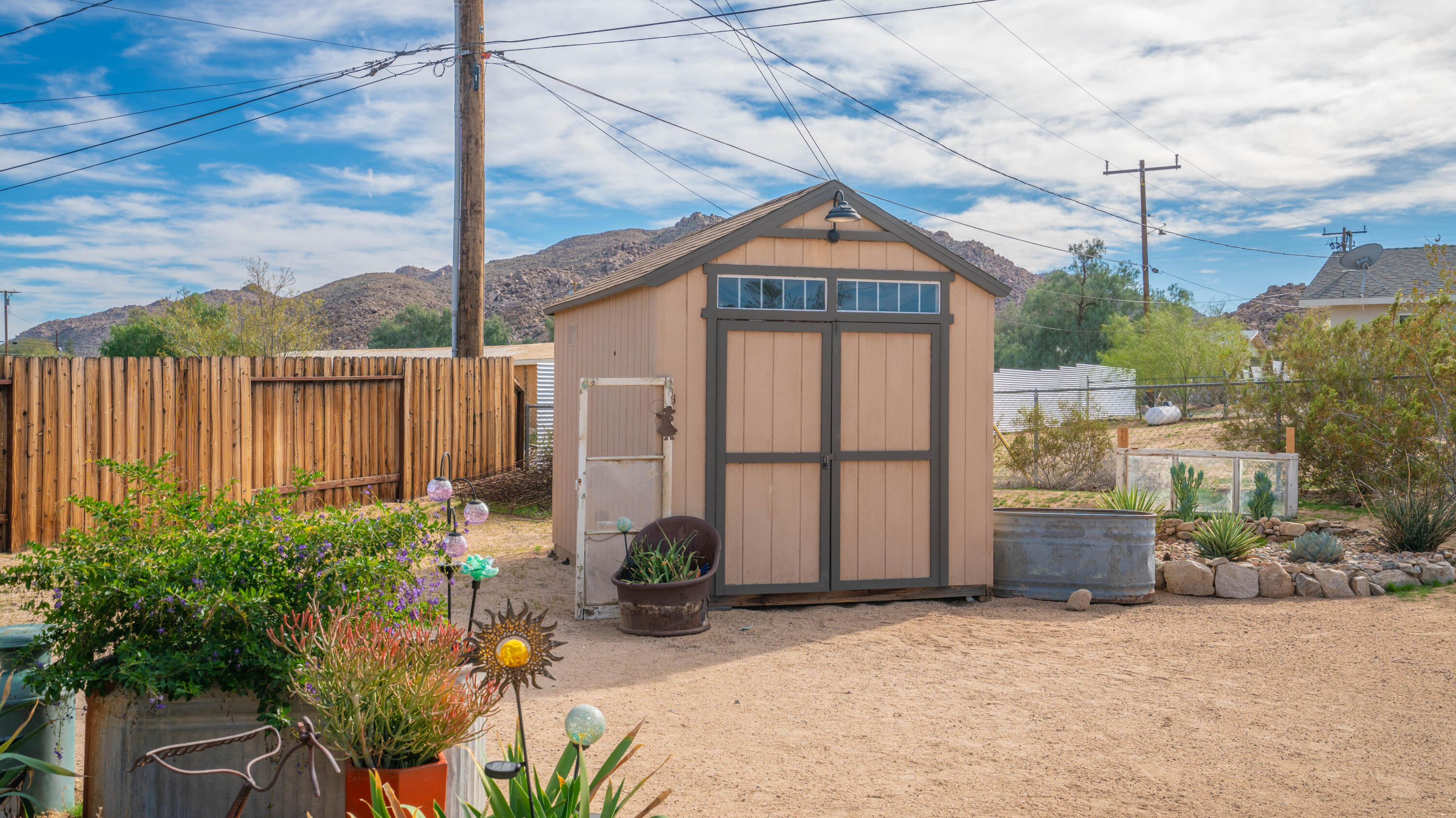 61869 Grand View Circle Joshua Tree, CA 92252 - Photo 23 of 34 Storage shed