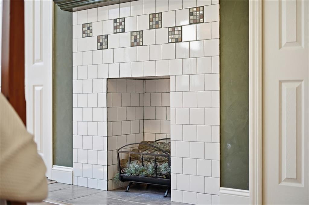 1202 Romanhoff Street Pittsburgh, PA 15212 - Photo 17 of 30