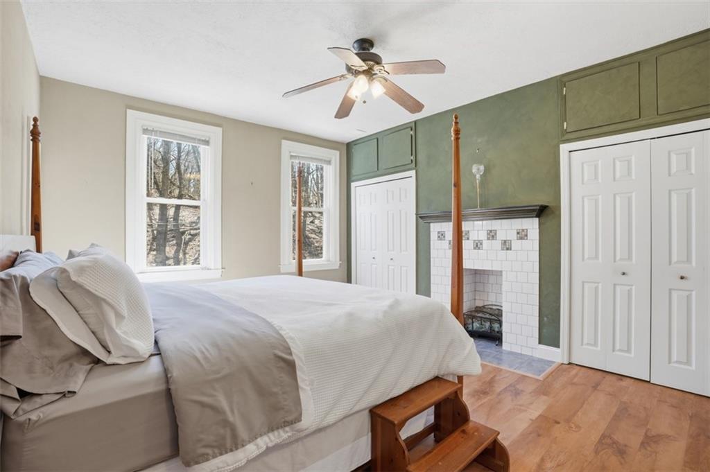 1202 Romanhoff Street Pittsburgh, PA 15212 - Photo 4 of 30