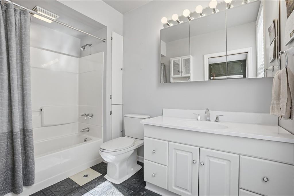 1202 Romanhoff Street Pittsburgh, PA 15212 - Photo 5 of 30