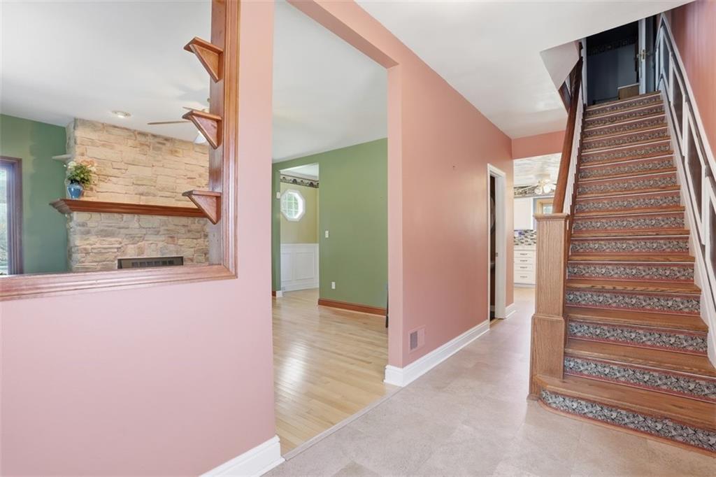 1202 Romanhoff Street Pittsburgh, PA 15212 - Photo 6 of 30