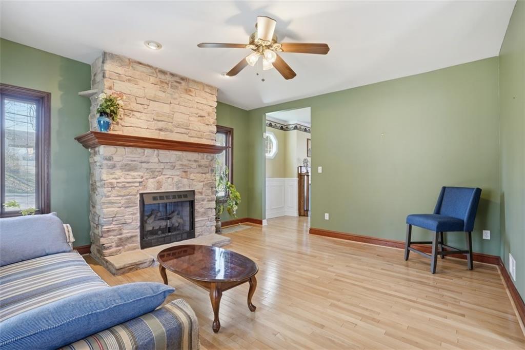 1202 Romanhoff Street Pittsburgh, PA 15212 - Photo 7 of 30