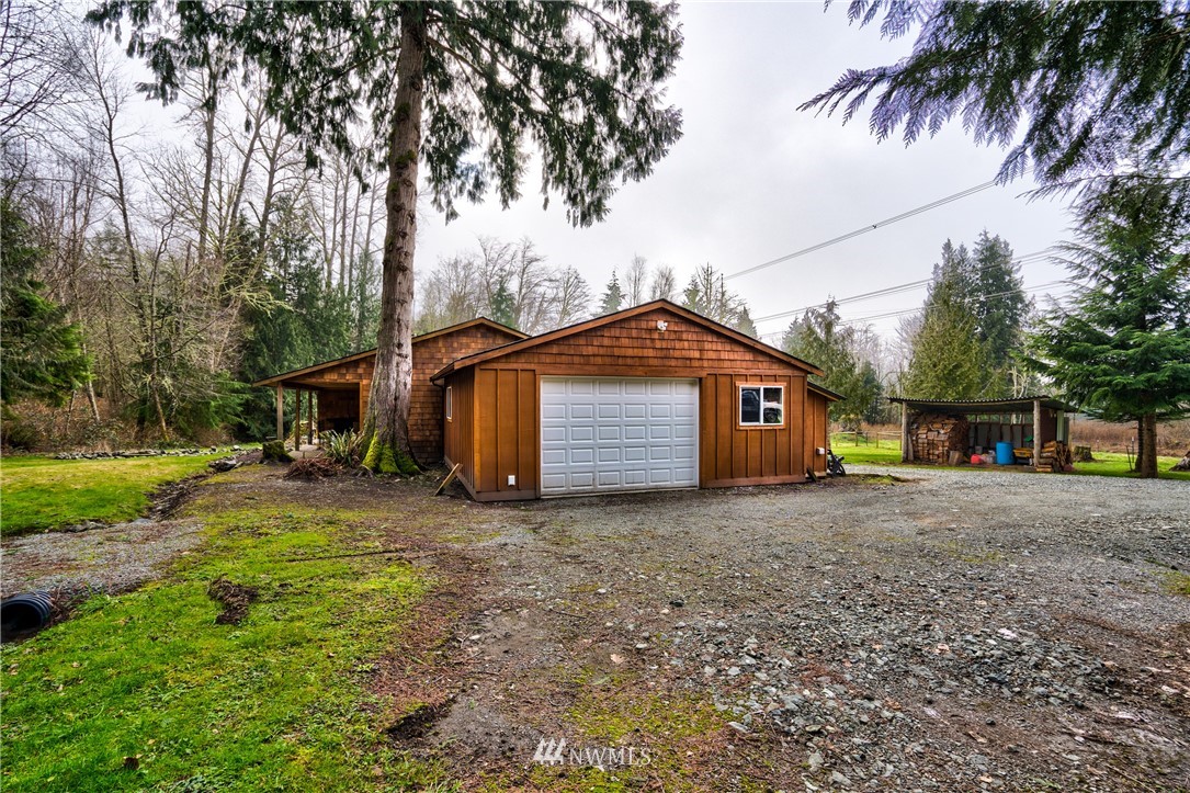 3681 Newberg Road Sedro-Woolley, WA 98284 - Photo 6 of 39 Gallery Image 6