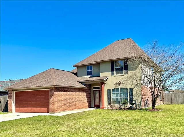 $289,500 | 26158 Glenbrooke Drive, Denham Springs, LA 70726