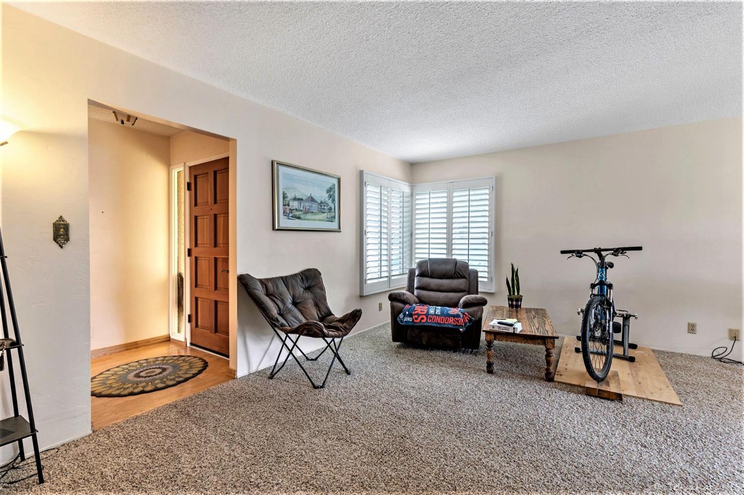 22511 Mariposa Road Tehachapi, CA 93561 - Photo 6 of 23 Gallery Image 6