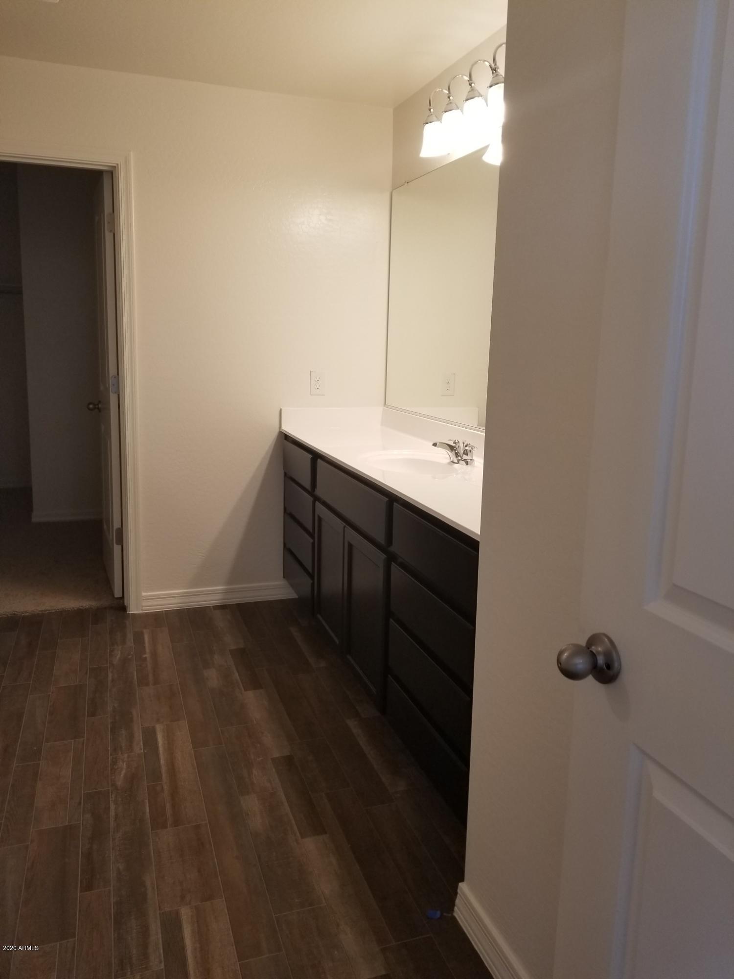 5603 East Moira Road Florence, AZ 85132 - Photo 6 of 12 Beacon Master Bath