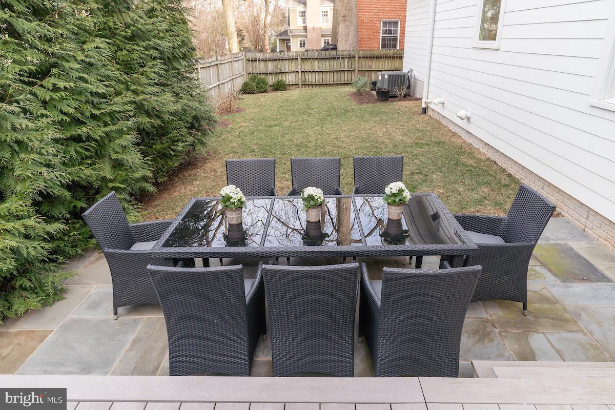 4621 Chestnut Street Bethesda, MD 20814 - Photo 45 of 45 Enough room for the family and pets