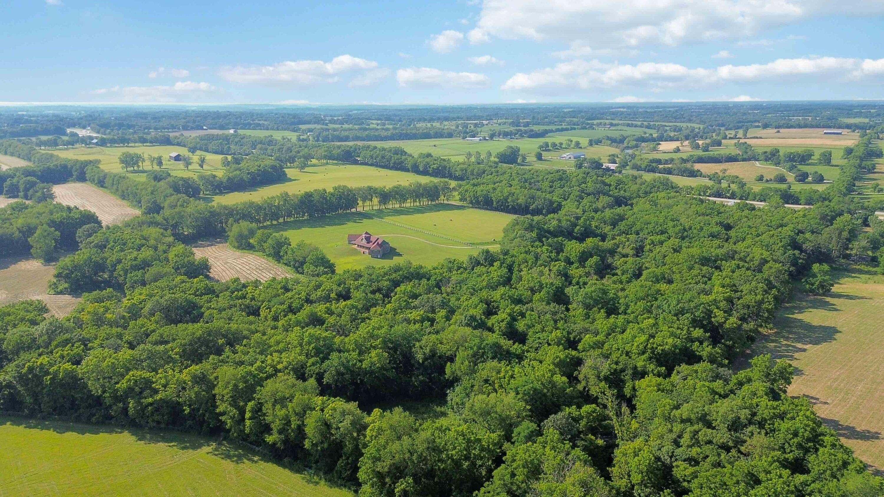 1599 Woodlake Road Midway, KY 40347 - Photo 95 of 97 076