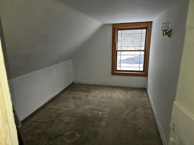 $259,900 | 1009 Highway 131, Weathersfield, VT 05156