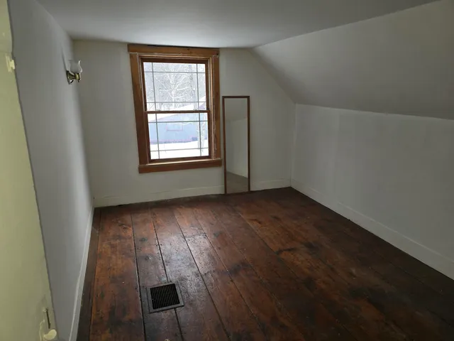 $259,900 | 1009 Highway 131, Weathersfield, VT 05156