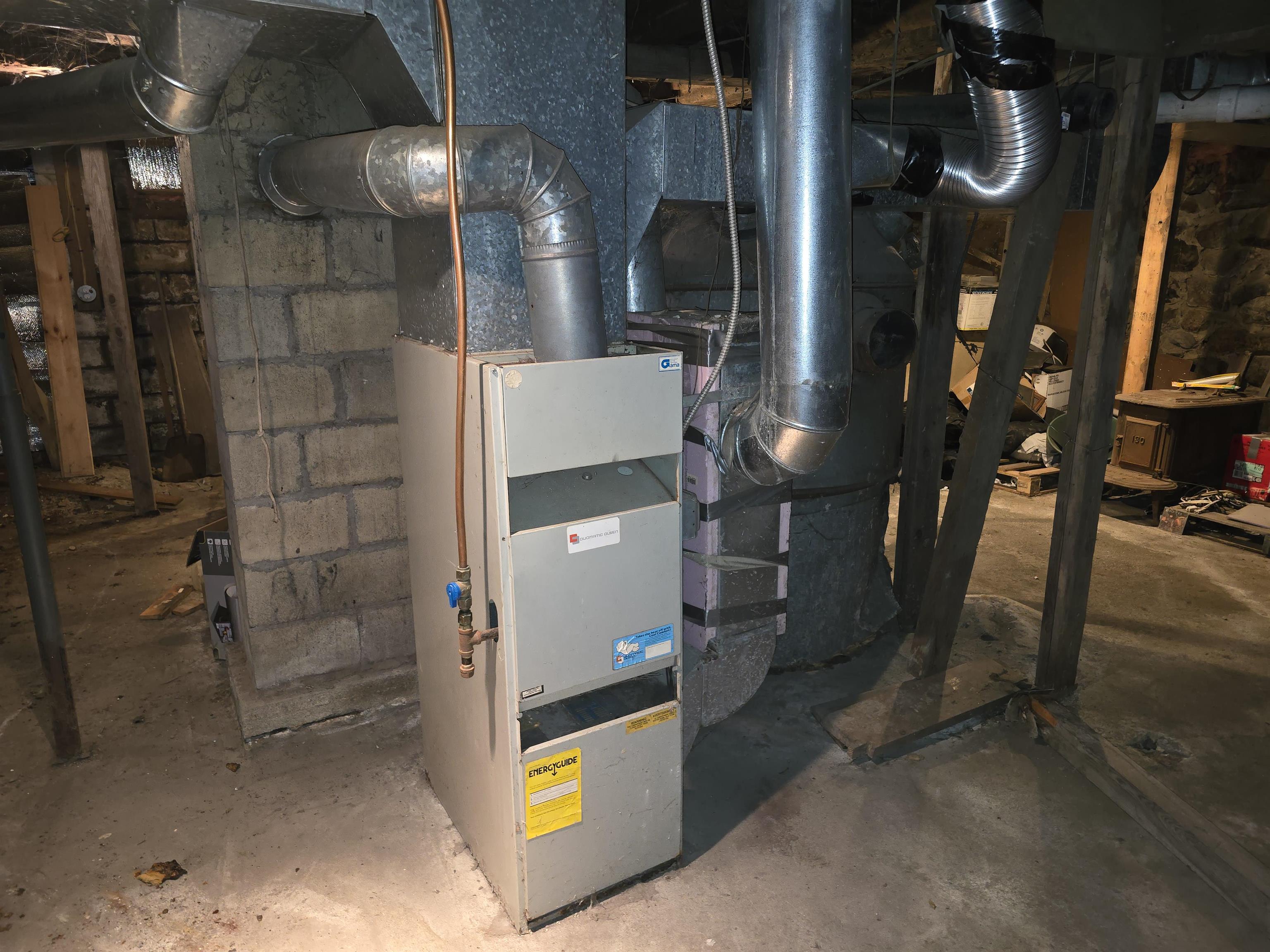 1009 Highway 131 Springfield, VT 05156 - Photo 14 of 18