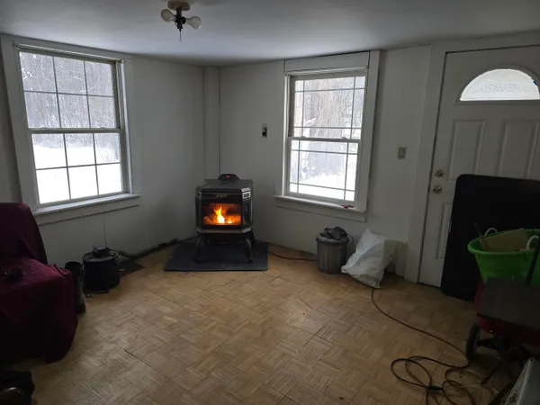 $259,900 | 1009 Highway 131, Springfield, VT 05156