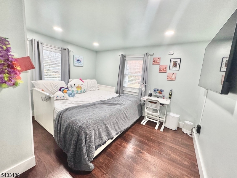 13 Highway 46 Columbia, NJ 07832 - Photo 11 of 22 a bedroom with a bed and a dresser