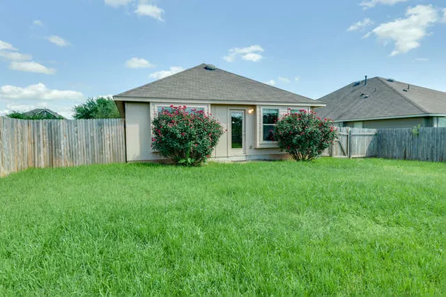 $260,000 | 4504 Halliday Avenue, Austin, TX 78725