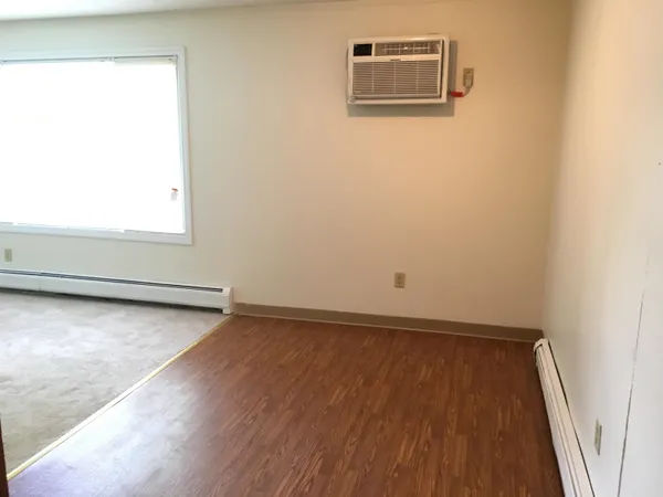 $1,809 | 3981 Brown Avenue, Unit 86, Manchester, NH 03103