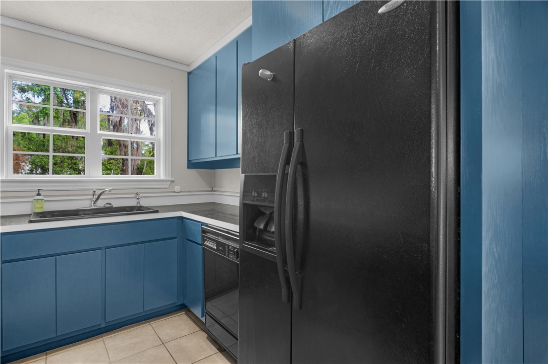 5837 Youmans Chapel Road Blackshear, GA 31516 - Photo 13 of 30