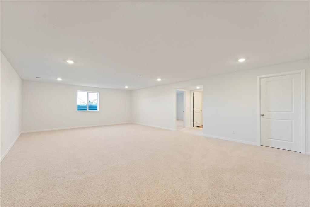 2216 Crestview Court Raymore, MO 64083 - Photo 29 of 32