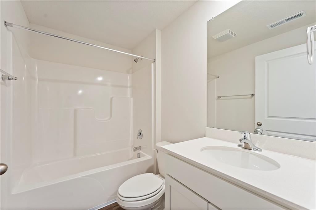 2216 Crestview Court Raymore, MO 64083 - Photo 31 of 32