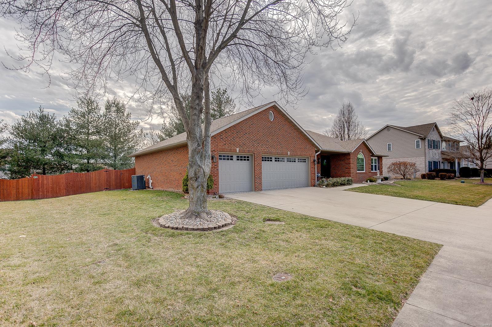 157 Summerlin Ridge O'Fallon, IL 62269 - Photo 3 of 61