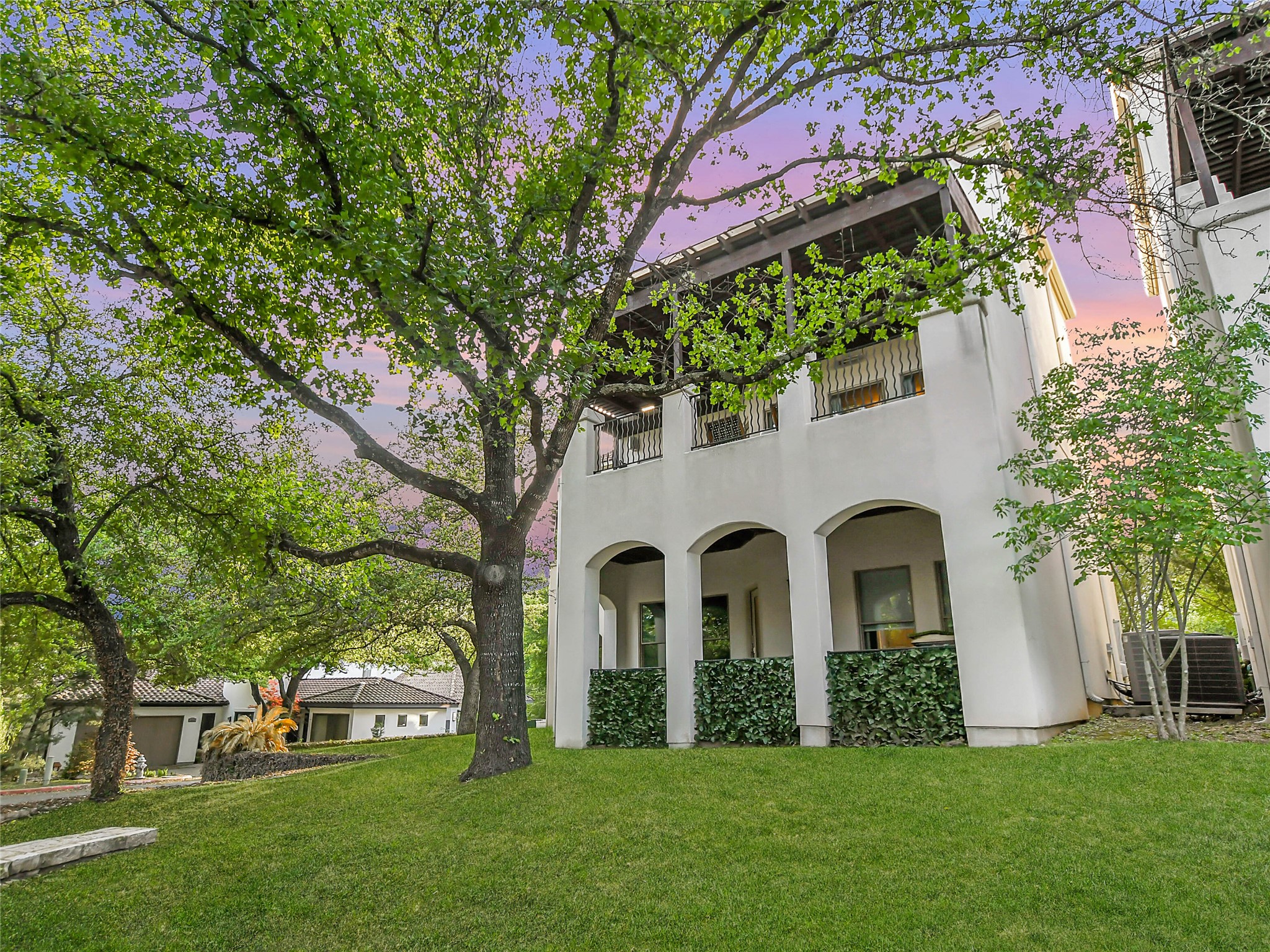 1910 Rue De St Tropez, Unit 4 Austin, TX 78746 - Photo 20 of 36