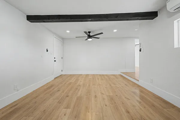 $2,490 | 8233 North 29th Avenue, Phoenix, AZ 85051