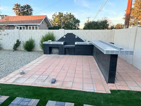 $2,490 | 8233 North 29th Avenue, Phoenix, AZ 85051
