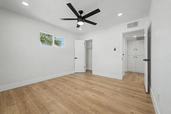 $2,490 | 8233 North 29th Avenue, Phoenix, AZ 85051
