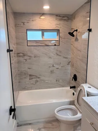 $2,490 | 8233 North 29th Avenue, Phoenix, AZ 85051