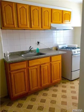 $2,600 | 220-21 94th Avenue, Unit 2 | Queens Village