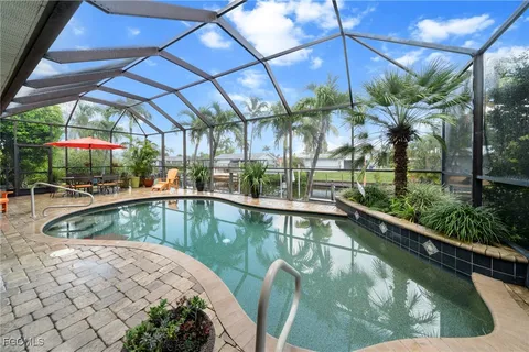$585,000 | 4424 North Bay Circle, North Fort Myers, FL 33903