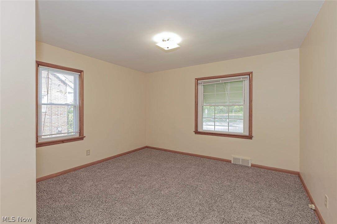4622 Mayfield Road South Euclid, OH 44121 - Photo 15 of 35
