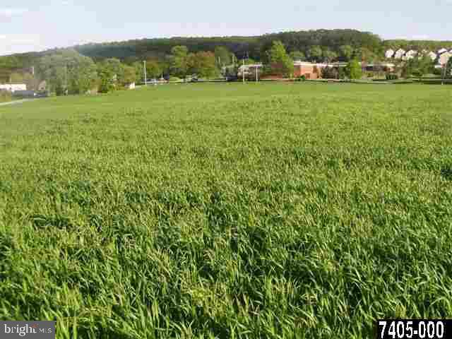 2605 Springwood Road York, PA 17402 - Photo 12 of 14 Gallery Image 12
